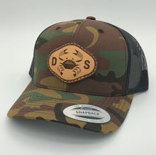 Load image into Gallery viewer, DS Joker Crab Snapback